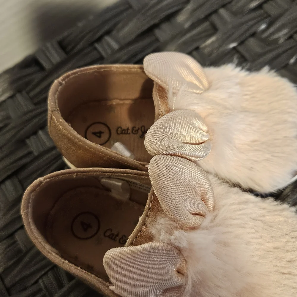 Cat & Jack Pink Bunny Kids Shoes Size 4 Infant